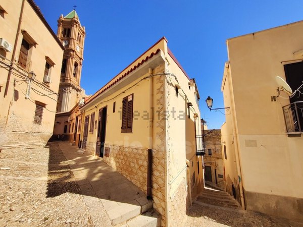 casa indipendente in vendita a Termini Imerese