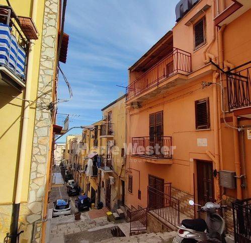 casa indipendente in vendita a Termini Imerese