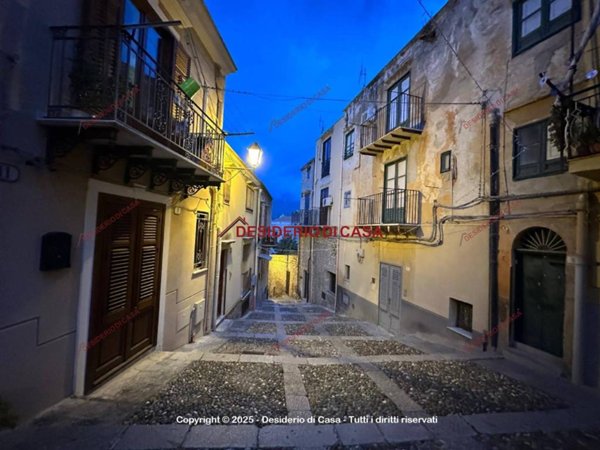 casa indipendente in vendita a Termini Imerese