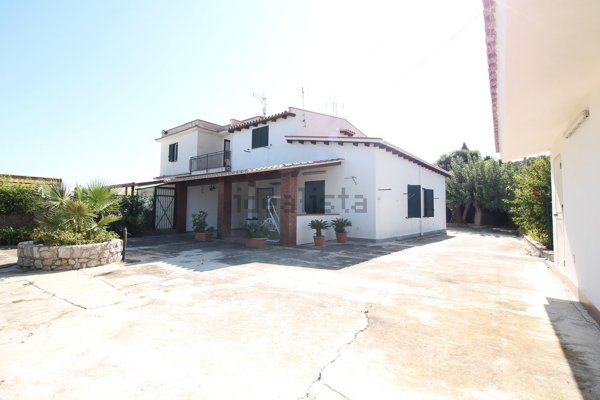 casa indipendente in vendita a Termini Imerese