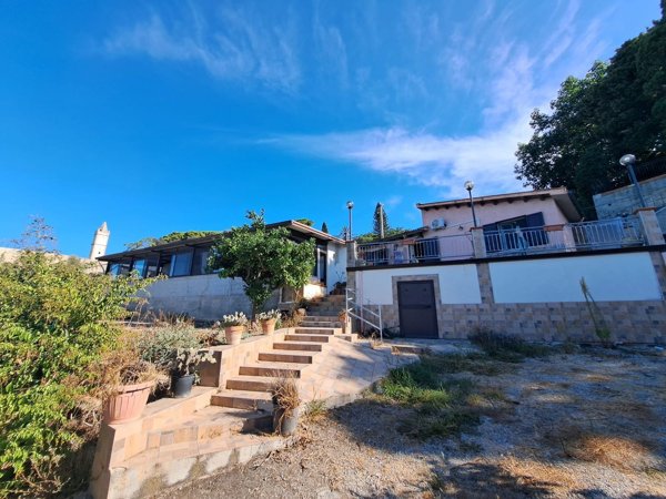 casa indipendente in vendita a Termini Imerese