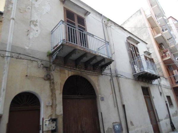 esavano in vendita a Termini Imerese