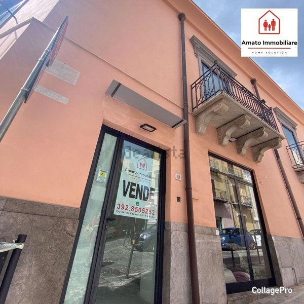 locale commerciale in vendita a Termini Imerese