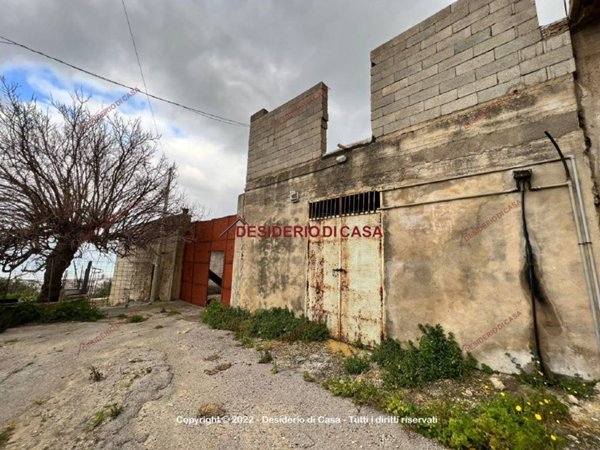 locale commerciale in vendita a Termini Imerese