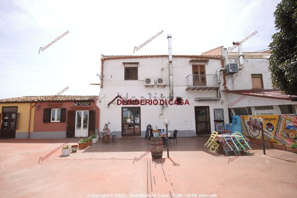 locale commerciale in vendita a Termini Imerese