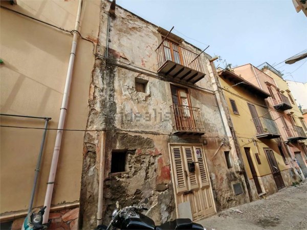 casa indipendente in vendita a Termini Imerese