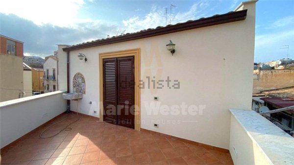 casa indipendente in vendita a Termini Imerese