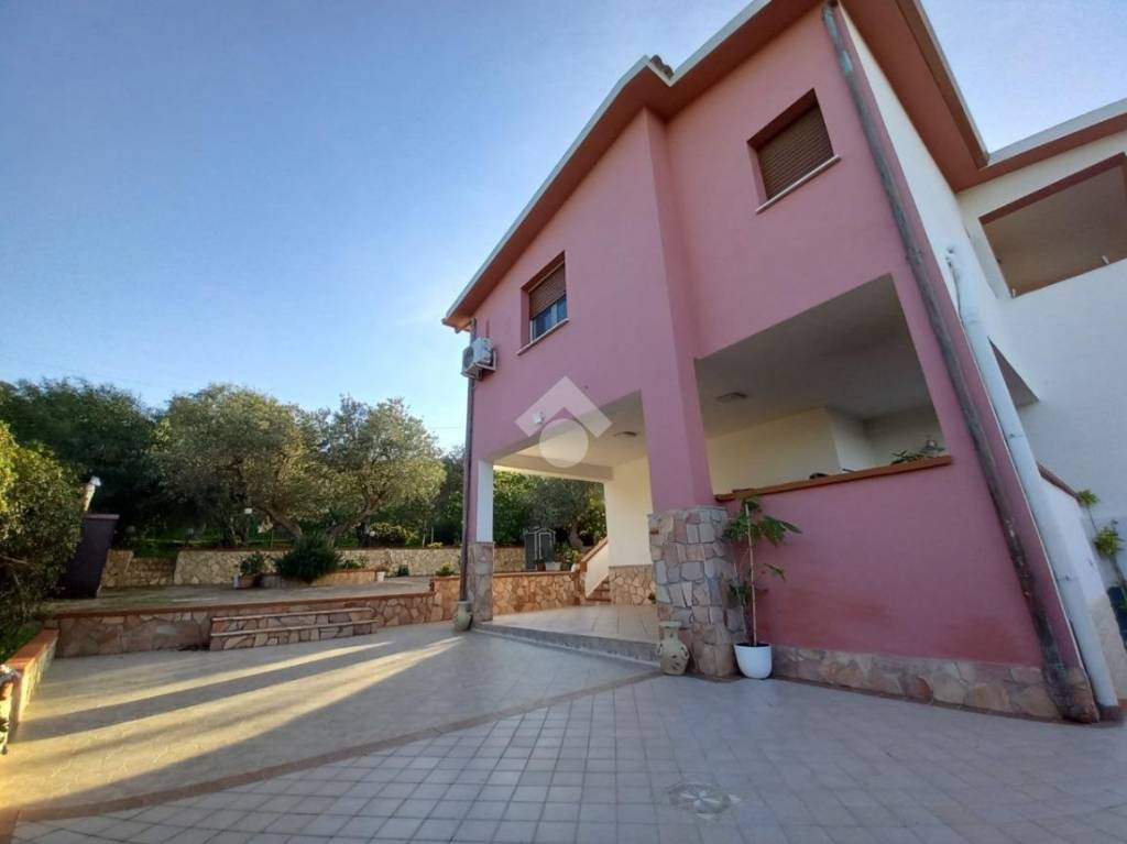 casa indipendente in vendita a Termini Imerese
