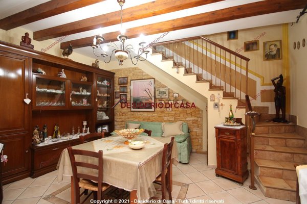 casa indipendente in vendita a Termini Imerese