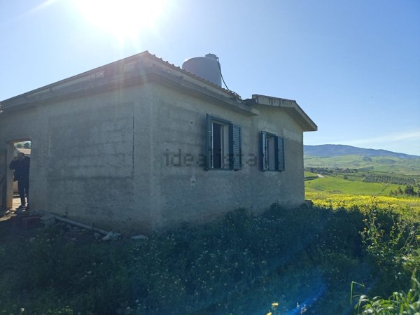 locale di sgombero in vendita a Termini Imerese