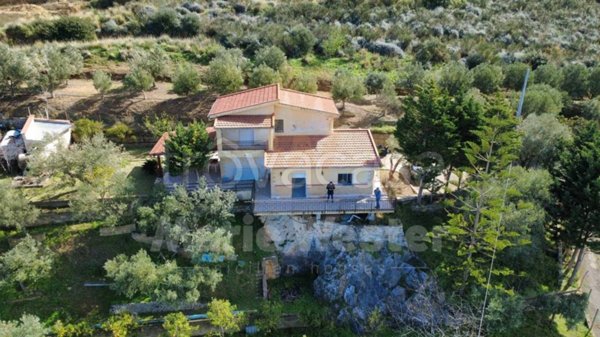casa indipendente in vendita a Termini Imerese