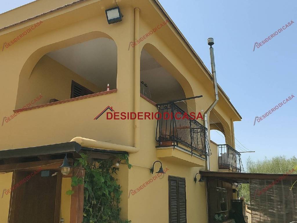 casa indipendente in vendita a Termini Imerese