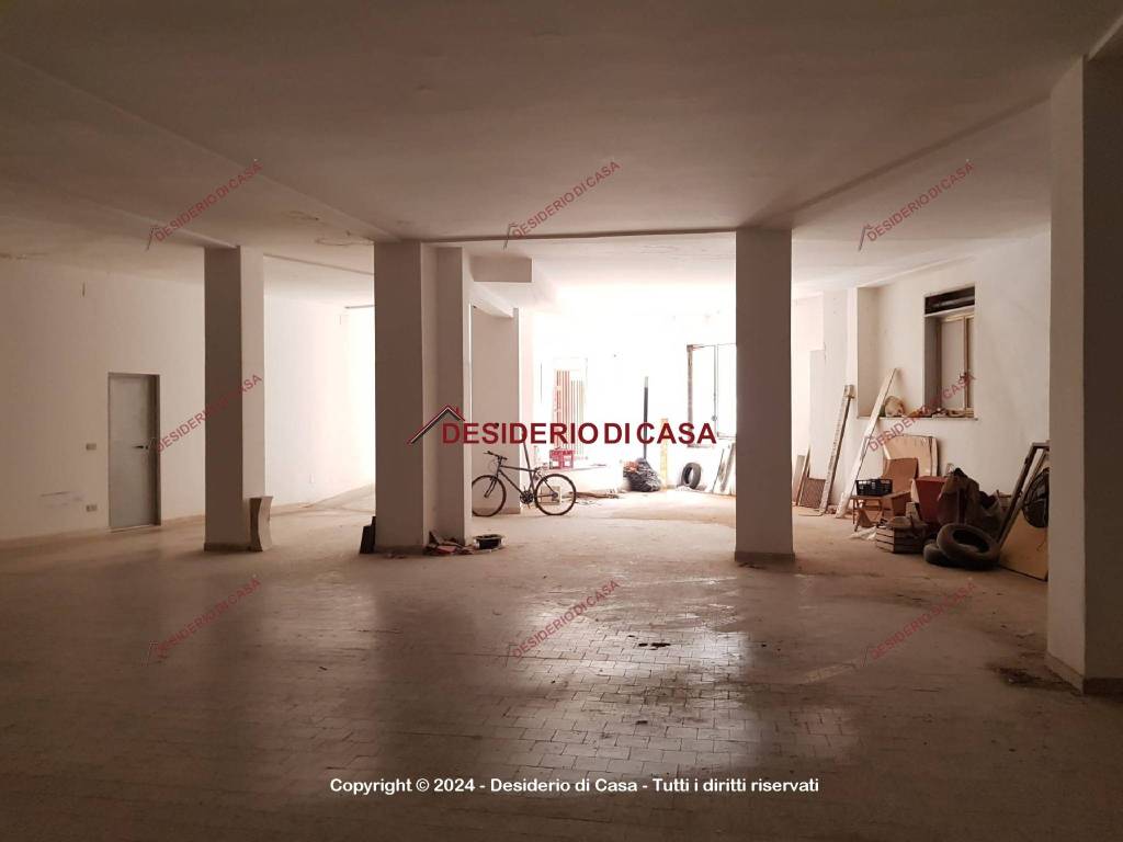 negozio in vendita a Termini Imerese