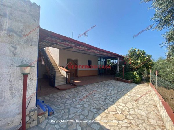 casa indipendente in vendita a Termini Imerese