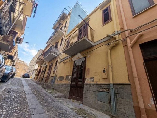 casa indipendente in vendita a Termini Imerese