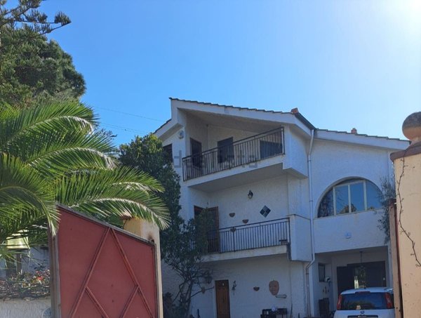 casa indipendente in vendita a Termini Imerese
