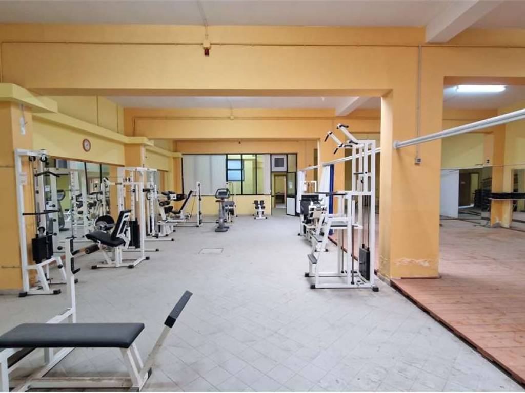 locale commerciale in vendita a Termini Imerese