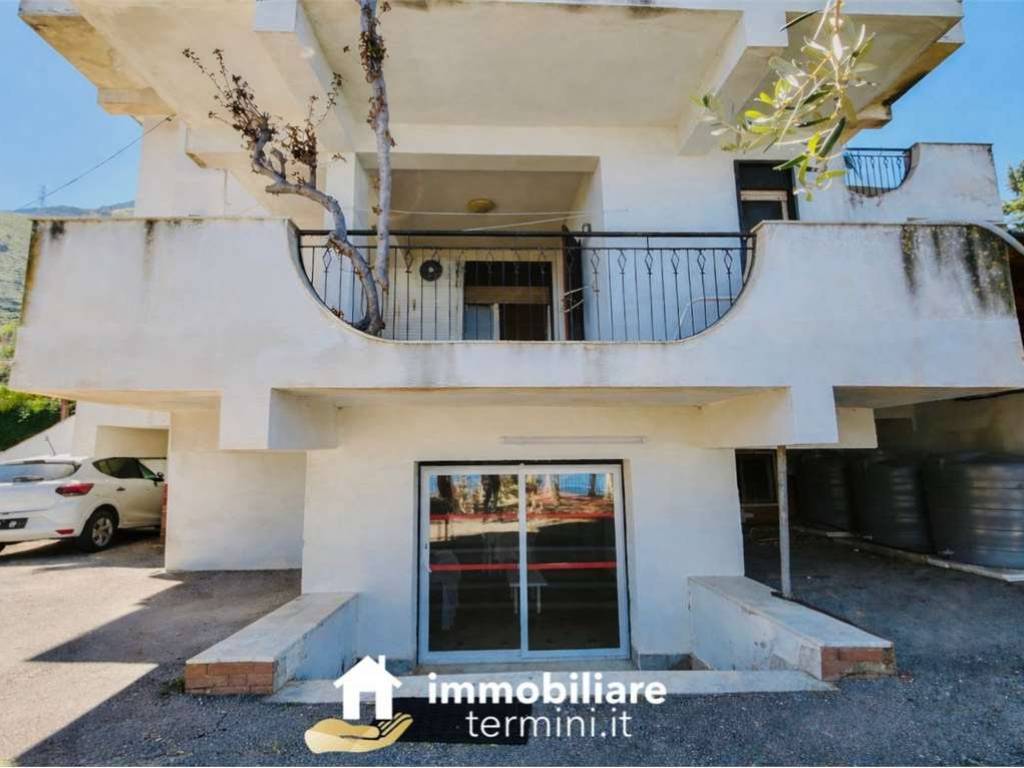 casa indipendente in vendita a Termini Imerese