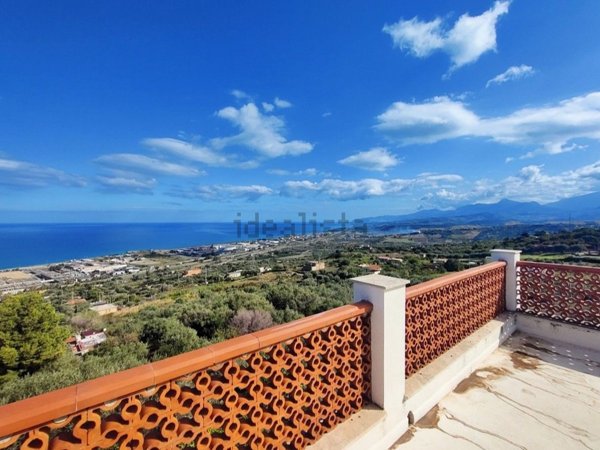 casa indipendente in vendita a Termini Imerese