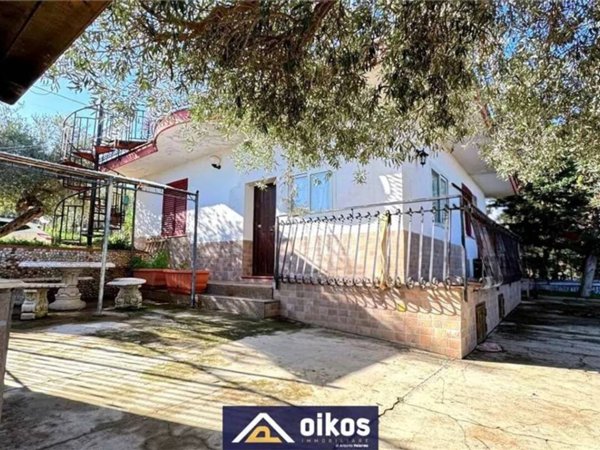 casa indipendente in vendita a Termini Imerese