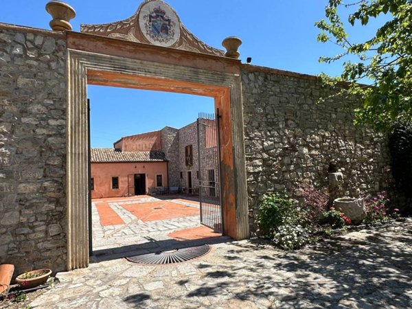 casa indipendente in vendita a Termini Imerese