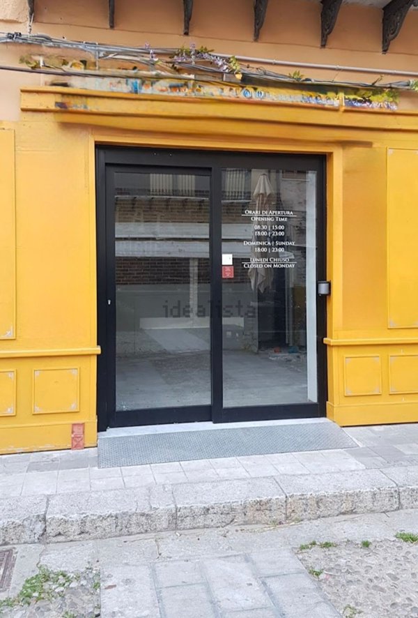 locale commerciale in vendita a Termini Imerese