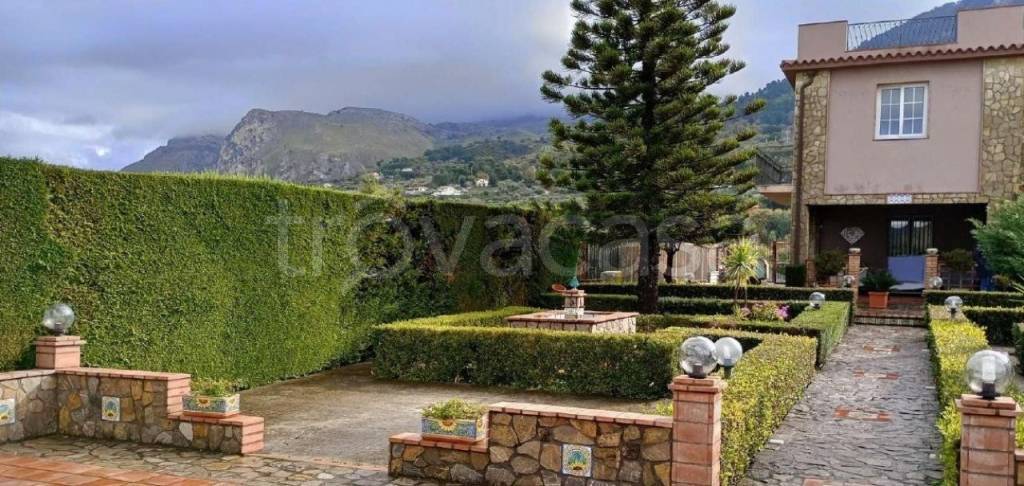 casa indipendente in vendita a Termini Imerese