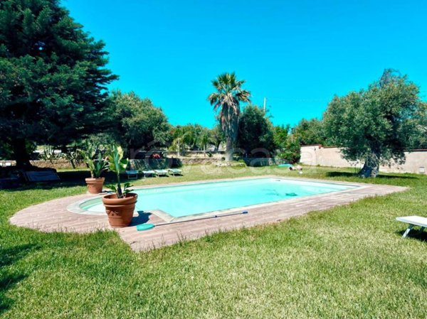 casa indipendente in vendita a Termini Imerese
