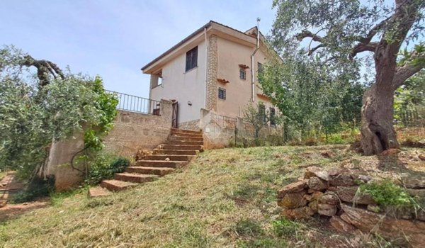 casa indipendente in vendita a Termini Imerese