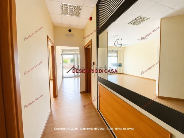 locale commerciale in vendita a Termini Imerese