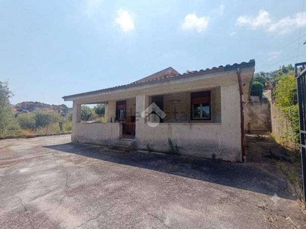 casa indipendente in vendita a Termini Imerese