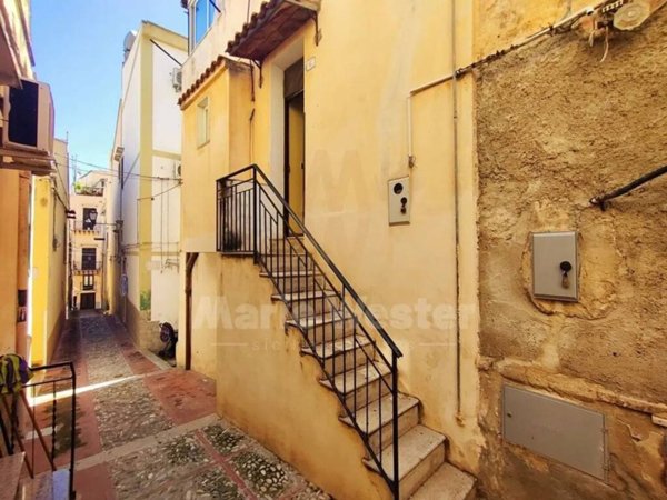 casa indipendente in vendita a Termini Imerese