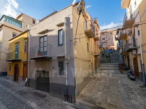 casa indipendente in vendita a Termini Imerese