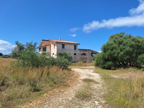casa indipendente in vendita a Terrasini