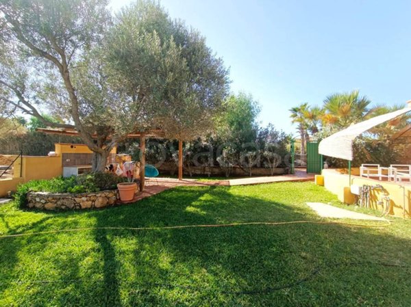 casa indipendente in vendita a Terrasini in zona Cala Rossa
