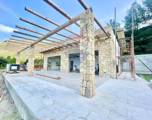 casa indipendente in vendita a Terrasini
