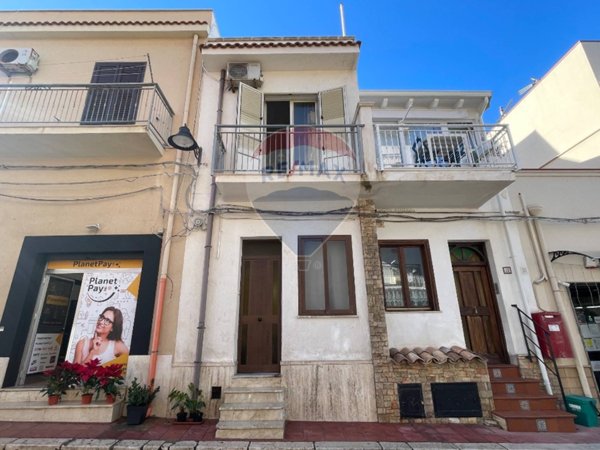 casa indipendente in vendita a Terrasini