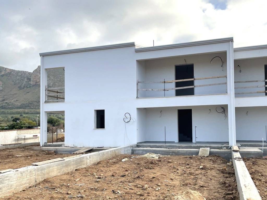 casa indipendente in vendita a Terrasini in zona Città del Mare/Perla del Golfo