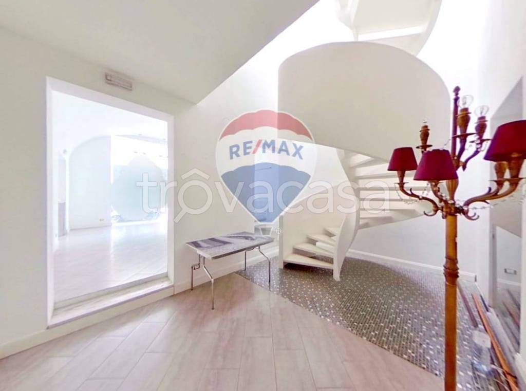 negozio in vendita a Terrasini