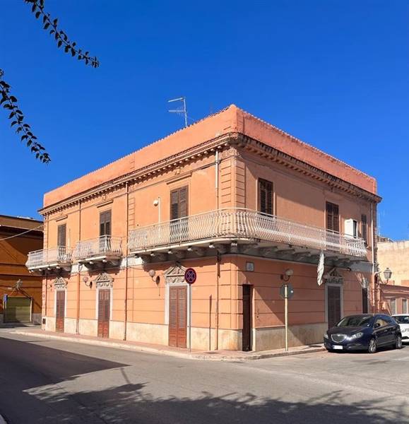 casa indipendente in vendita a Terrasini