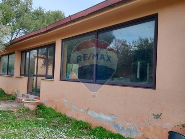 negozio in vendita a Terrasini in zona San Cataldo