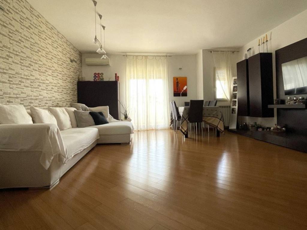 appartamento in vendita a Terrasini in zona Cala Rossa