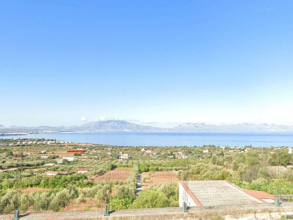 locale di sgombero in vendita a Terrasini in zona Paternella
