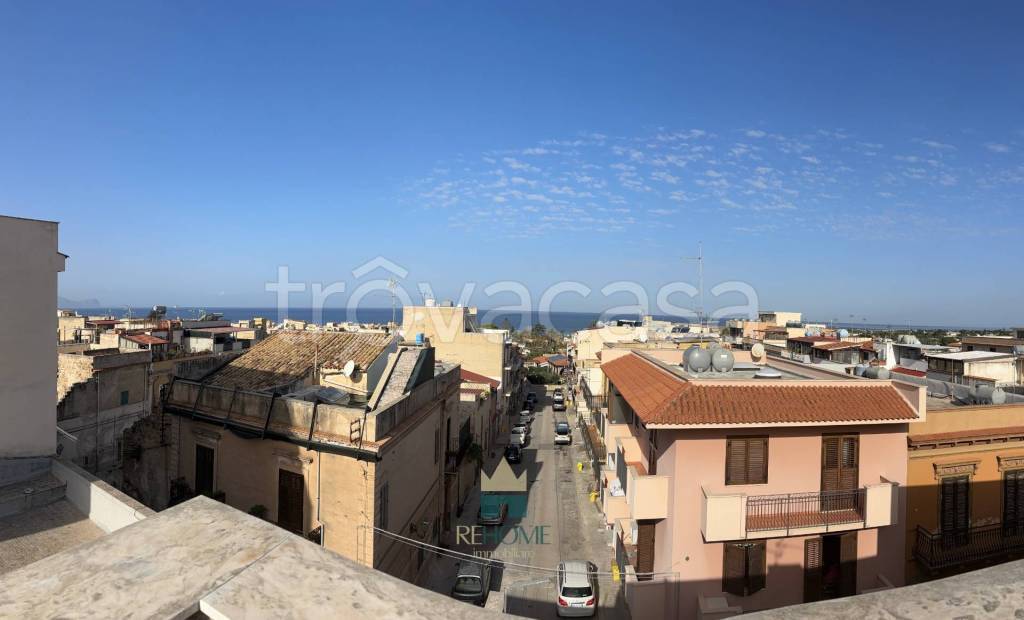 casa indipendente in vendita a Terrasini