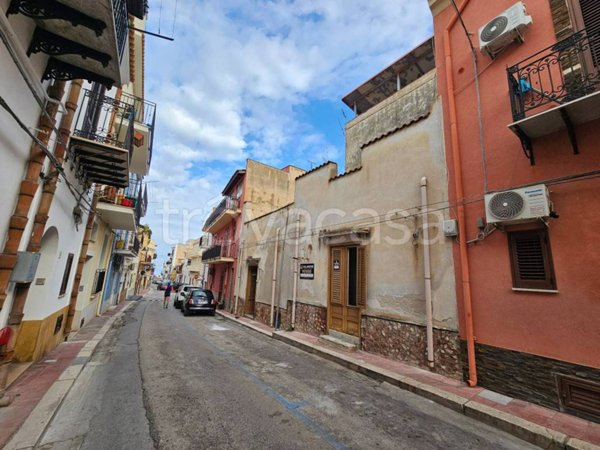 casa indipendente in vendita a Terrasini