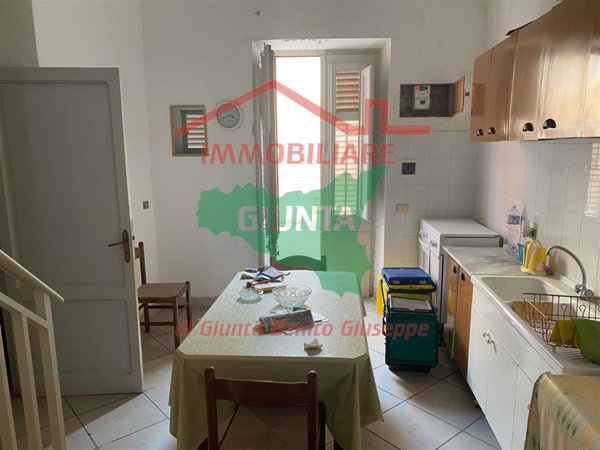 casa indipendente in vendita a Terrasini
