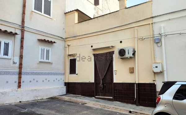 casa indipendente in vendita a Terrasini