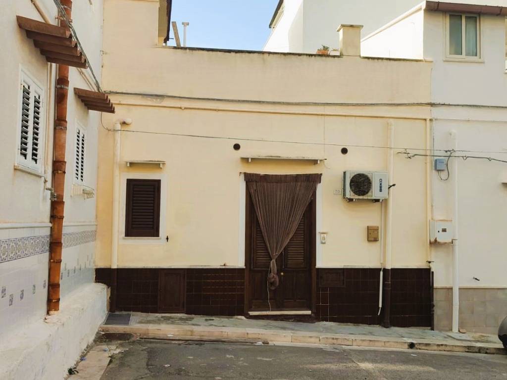 casa indipendente in vendita a Terrasini