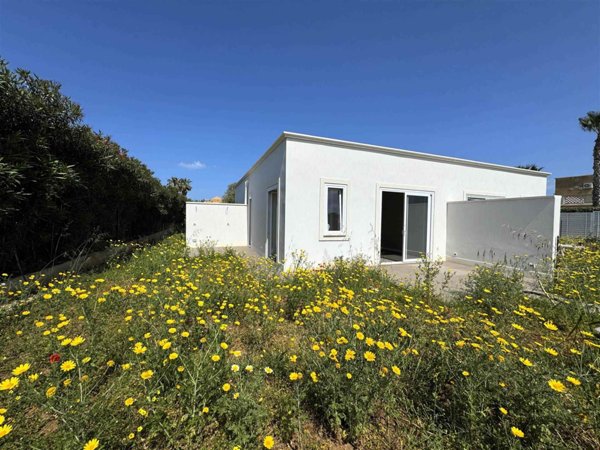 casa indipendente in vendita a Terrasini
