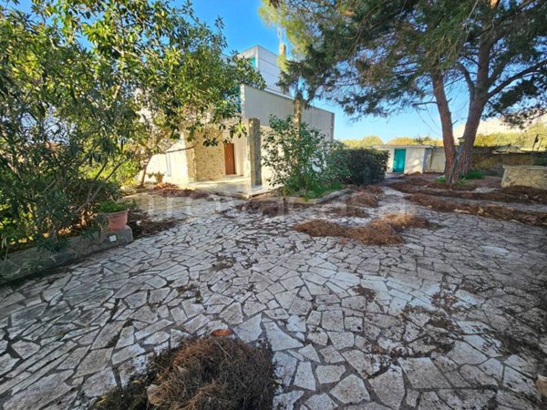 casa indipendente in vendita a Terrasini